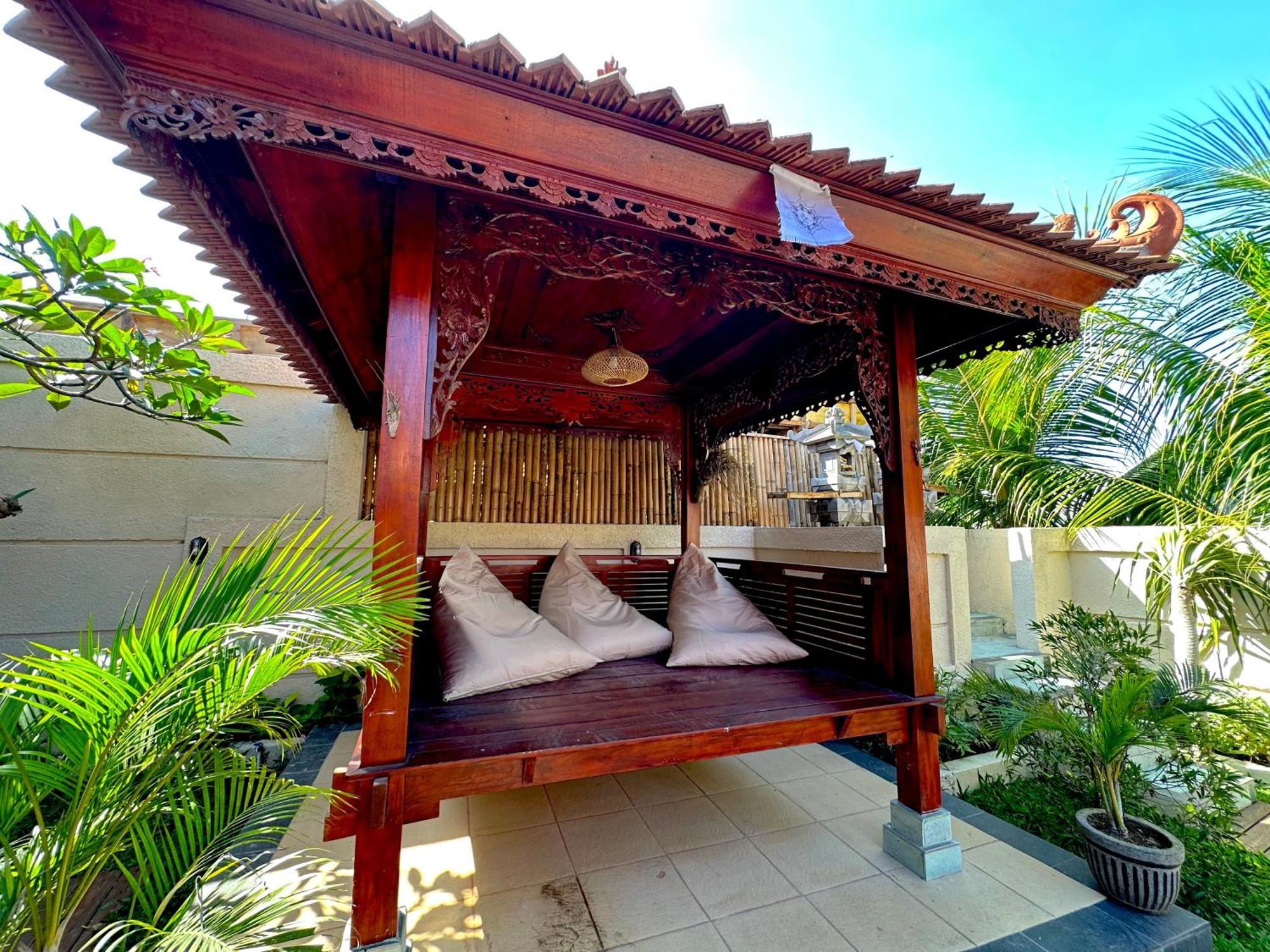Puri Melati Hotel Uluwatu Kültér fotó